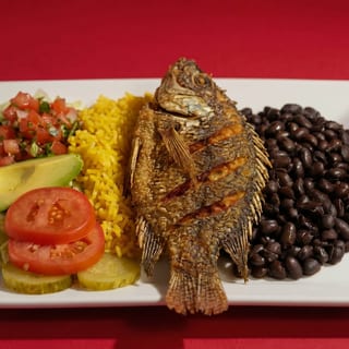 Mojarra Frita Plate